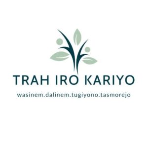 cropped-trahiro.jpg